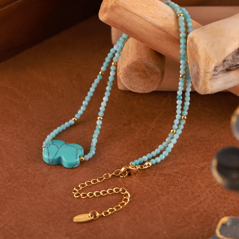 Elegant Turquoise Beaded Pendant Necklace